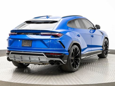 Used 2019 Lamborghini Urus image 25