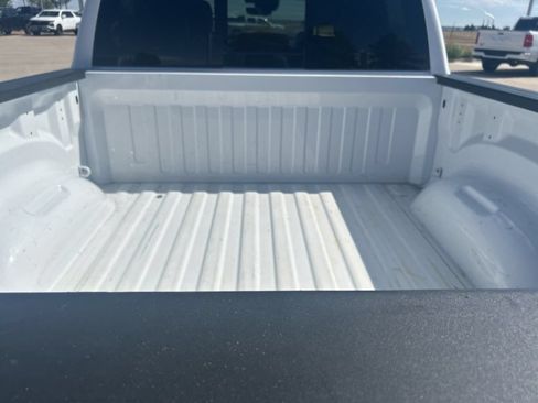 Used 2025 RAM 1500 Laramie AWD/4WD image 5