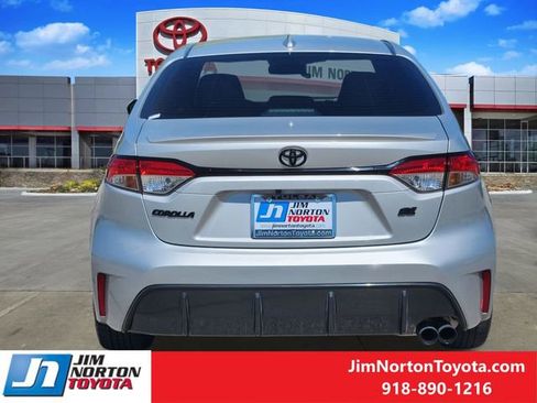 Used 2024 Toyota Corolla SE FWD image 7