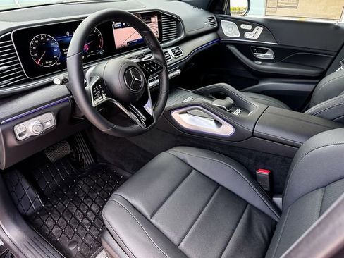 Certified 2025 Mercedes-Benz GLS 450 4MATIC image 12