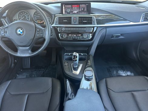 Used 2018 BMW 320i Sedan w/ Convenience Package RWD image 17