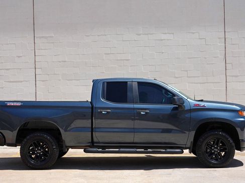 Used 2019 Chevrolet Silverado 1500 Custom Trail Boss w/ Custom Convenience Package AWD/4WD image 45