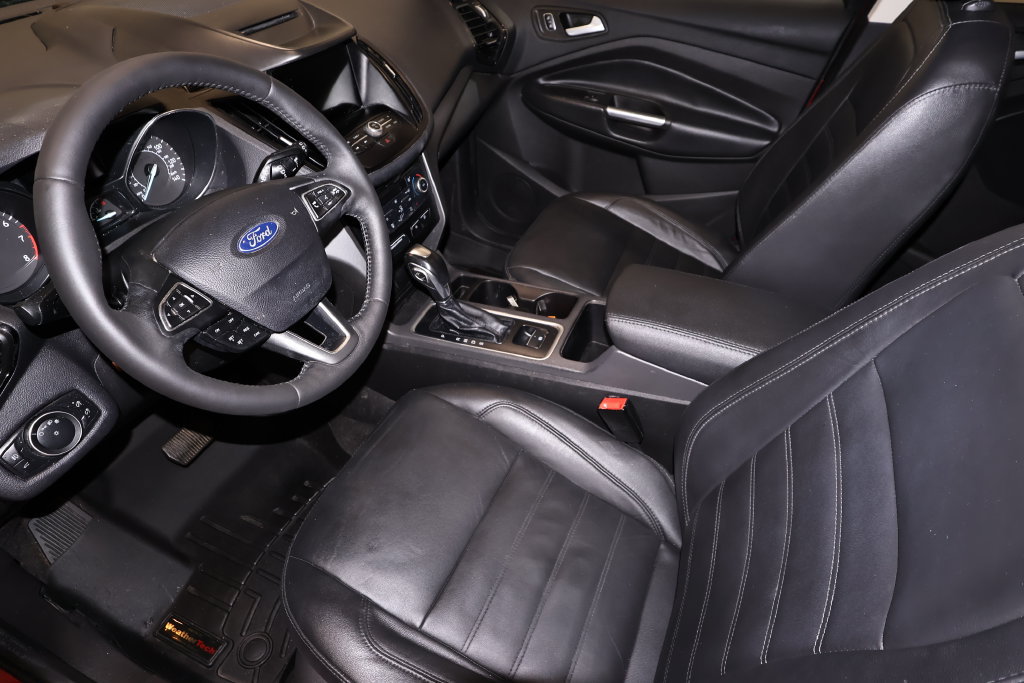 Certified 2018 Ford Escape SEL AWD/4WD image 26