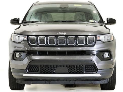 Used 2022 Jeep Compass Limited w/ Sun and Sound Group AWD/4WD image 2
