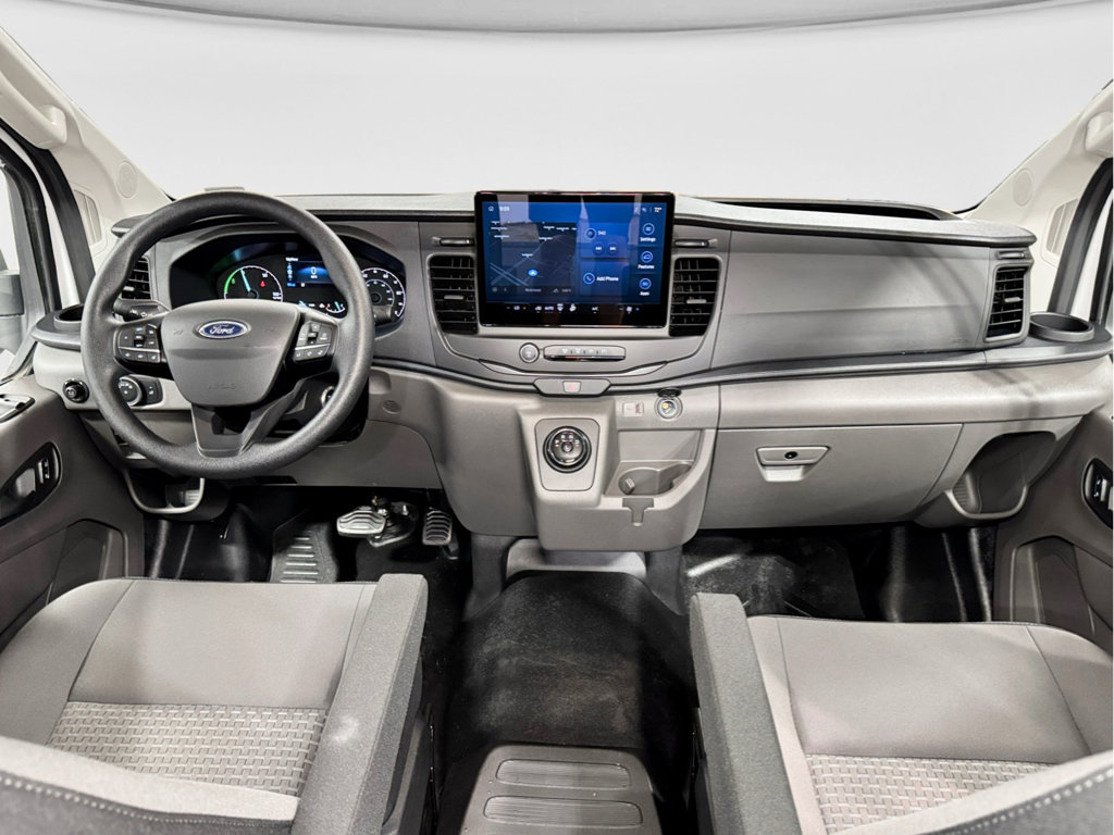 Used 2024 Ford E-Transit Low Roof RWD image 17