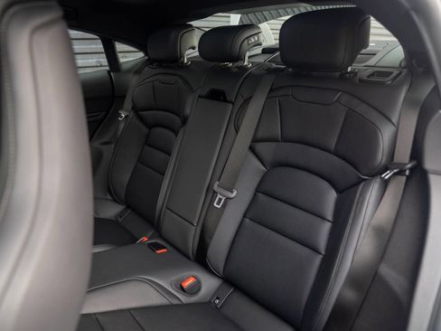 New 2026 Porsche Taycan image 28