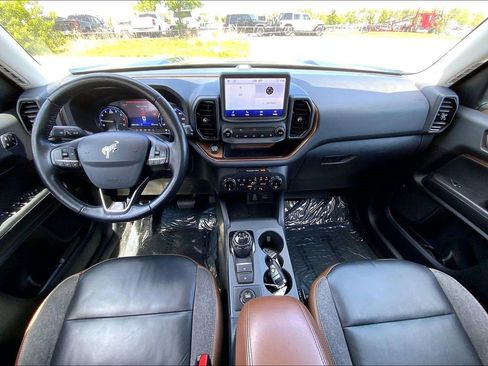 Used 2023 Ford Bronco Sport Outer Banks AWD/4WD image 13