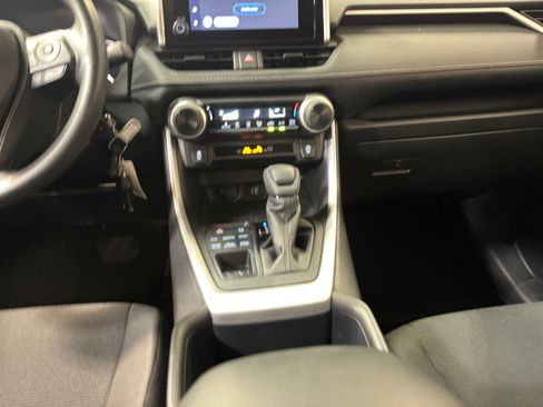 Certified 2025 Toyota RAV4 LE AWD/4WD image 20