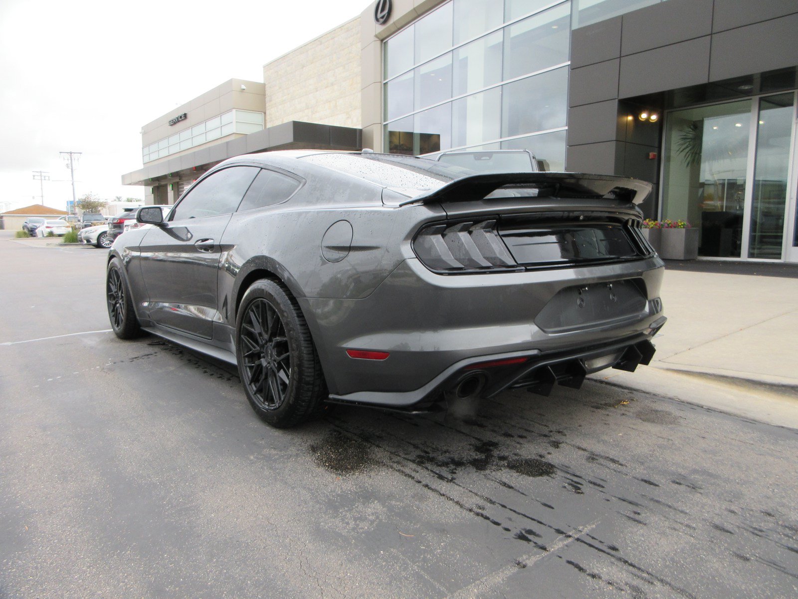 Used 2019 Ford Mustang Coupe w/ Wheel & Stripe Package RWD image 5