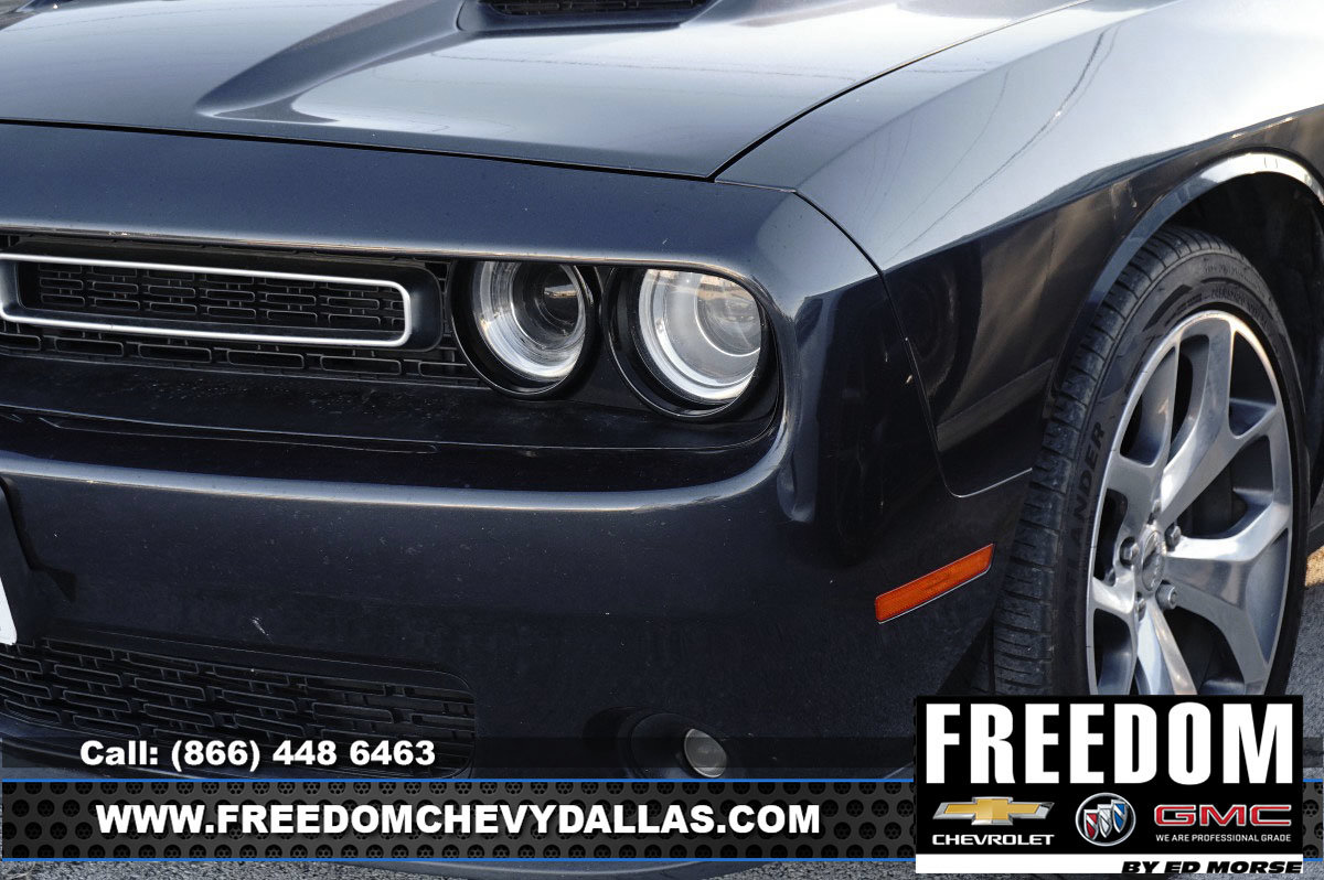 Used 2016 Dodge Challenger SXT Plus RWD image 6