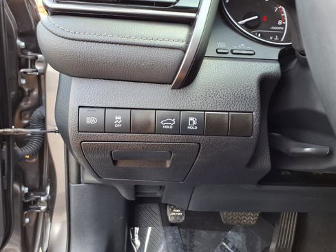 Used 2024 Toyota Camry SE FWD image 15