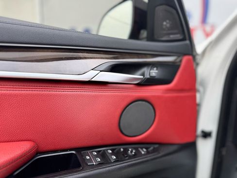 Used 2017 BMW X6 xDrive35i w/ M Sport Package image 28