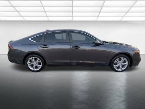 Used 2023 Honda Accord LX image 29