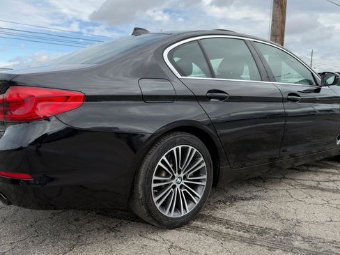 Used 2019 BMW 530i xDrive w/ Convenience Package image 11