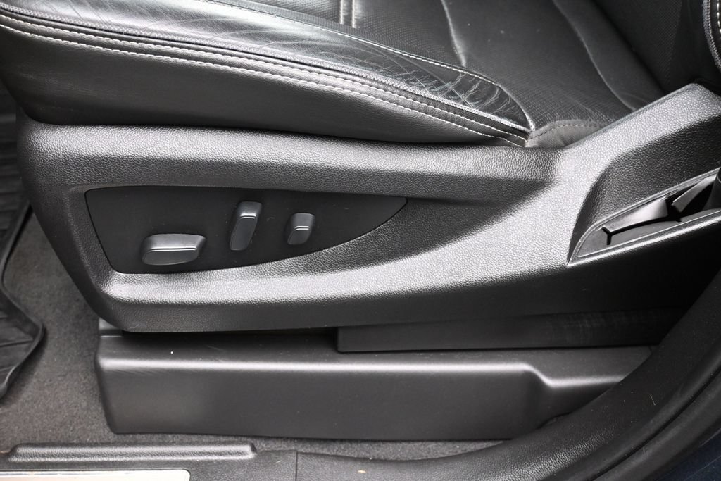 Used 2019 GMC Yukon Denali w/ Denali Ultimate Package AWD/4WD image 33