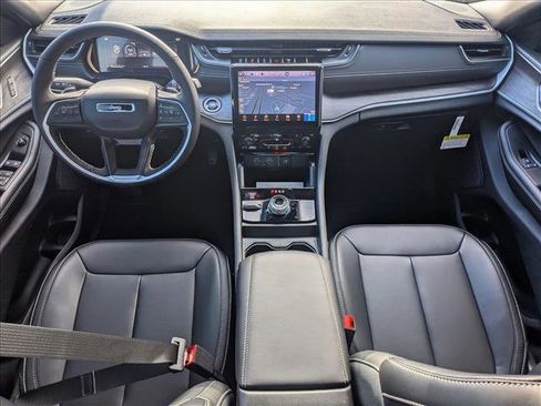 New 2025 Jeep Grand Cherokee L Limited image 15