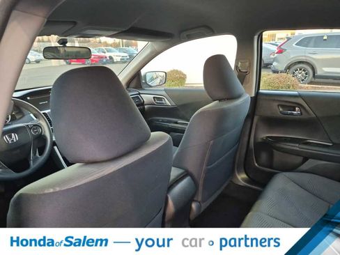 Used 2015 Honda Accord LX image 12