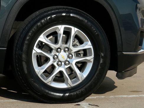 Used 2021 Chevrolet Traverse LT AWD/4WD image 33