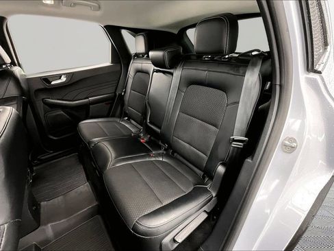 Certified 2025 Ford Escape SE FWD image 26