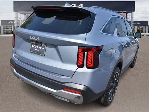 New 2025 Kia Sorento SX image 3