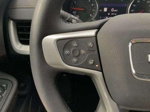 Used 2021 GMC Terrain SLT w/ Infotainment Package II FWD image 30