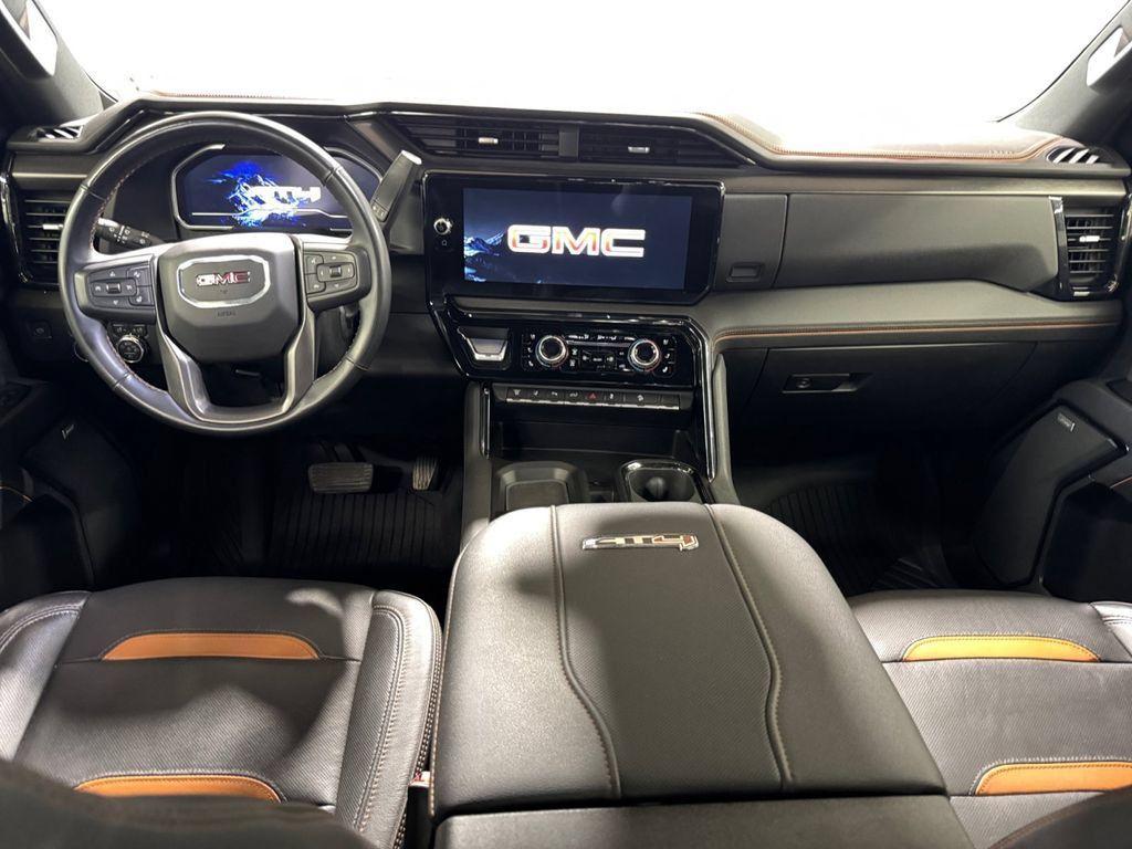 Used 2024 GMC Sierra 2500 AT4 AWD/4WD image 12