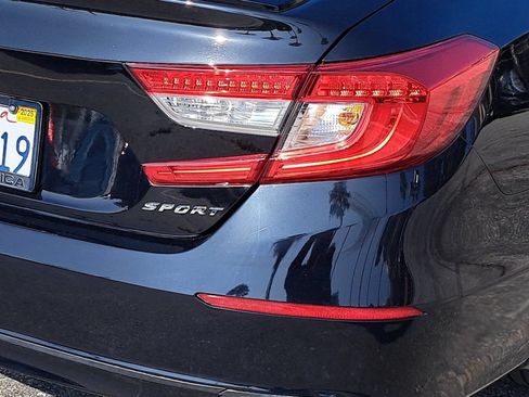 Used 2019 Honda Accord Sport image 36