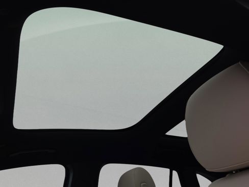 Used 2025 Mercedes-Benz GLA 250 image 22