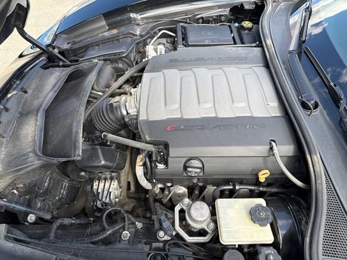 Used 2016 Chevrolet Corvette Stingray Coupe RWD image 42