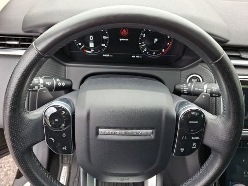 Used 2018 Land Rover Range Rover Velar S AWD/4WD image 21