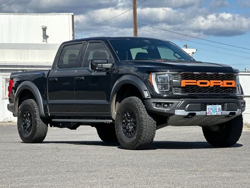 Used 2022 Ford F150 Raptor w/ Equipment Group 801A High AWD/4WD image 9