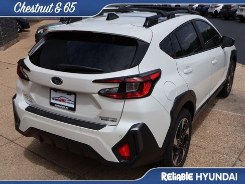 Used 2024 Subaru Crosstrek 2.5i Limited w/ Crosstrek Mirror Package AWD/4WD image 6