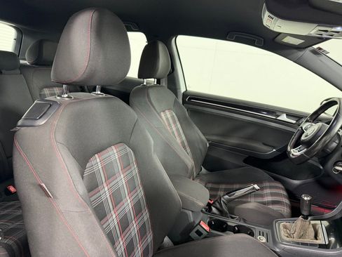 Used 2016 Volkswagen GTI S FWD image 18