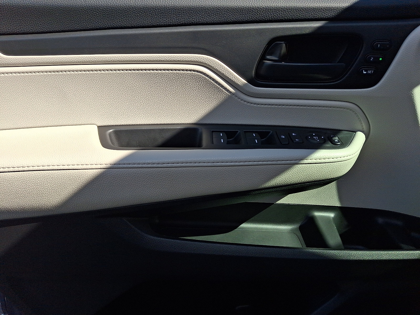 Certified 2026 Honda Odyssey EX-L image 11