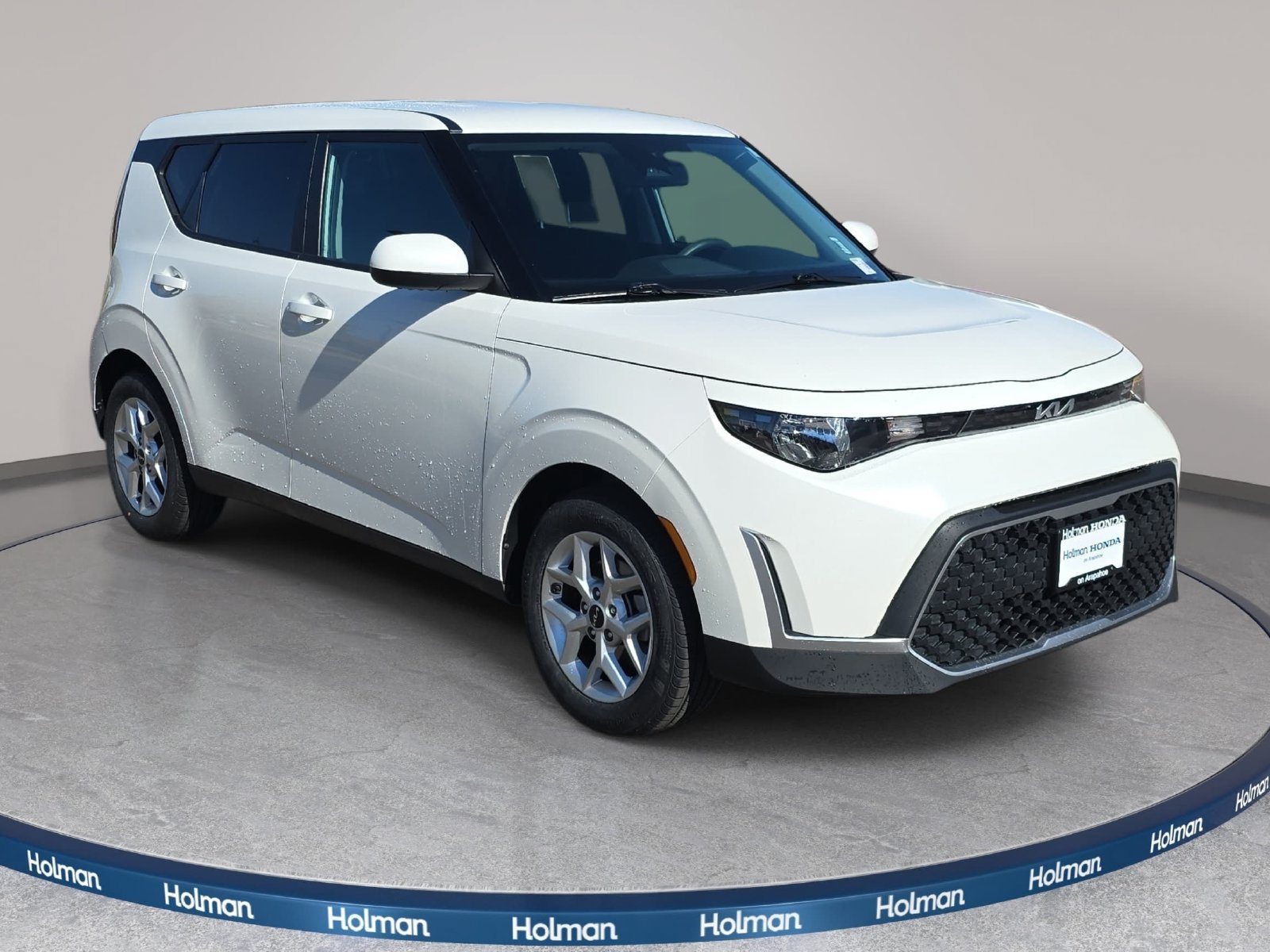 Used 2023 Kia Soul LX w/ LX Technology Package FWD image 4