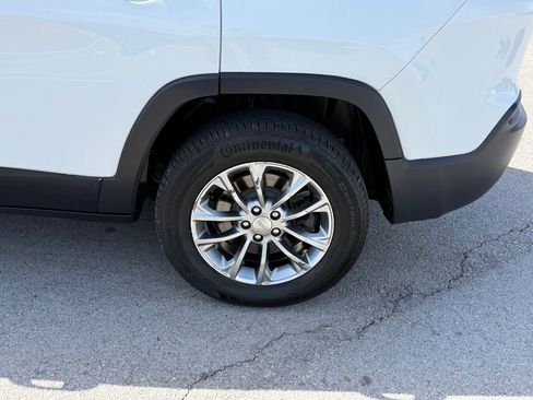 Used 2019 Jeep Cherokee Latitude Plus image 39