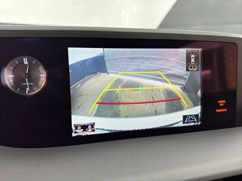 Used 2021 Lexus ES 350 Luxury w/ Accessory Package 2 image 19