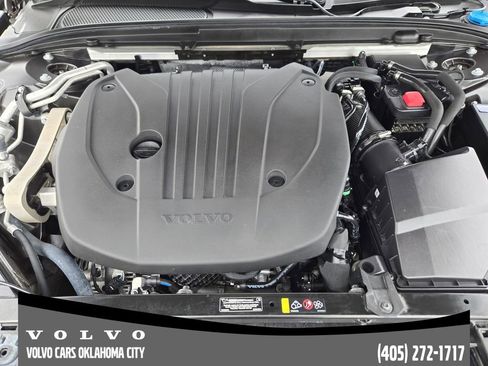 Certified 2025 Volvo S60 B5 Core FWD image 25
