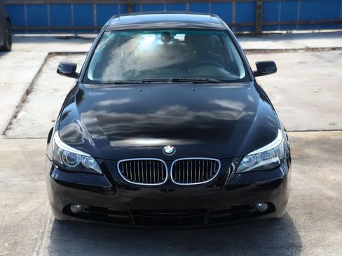 Used 2007 BMW 525i Sedan RWD image 10