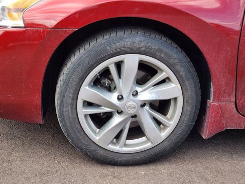 Used 2014 Nissan Altima 2.5 SV w/ Convenience Package image 11