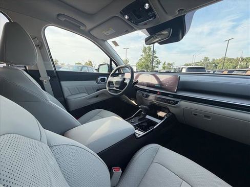 Used 2026 Kia Sorento AWD image 9