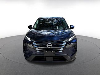 Used 2025 Nissan Rogue SV FWD video 2