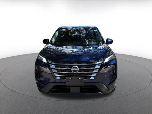 Used 2025 Nissan Rogue SV FWD image 2