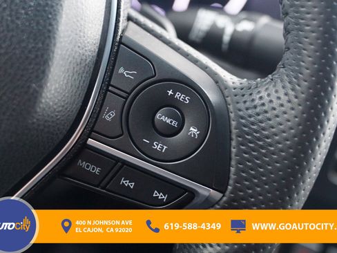 Used 2022 Toyota Avalon XSE w/ Carpet Mat Package (TMS) image 22