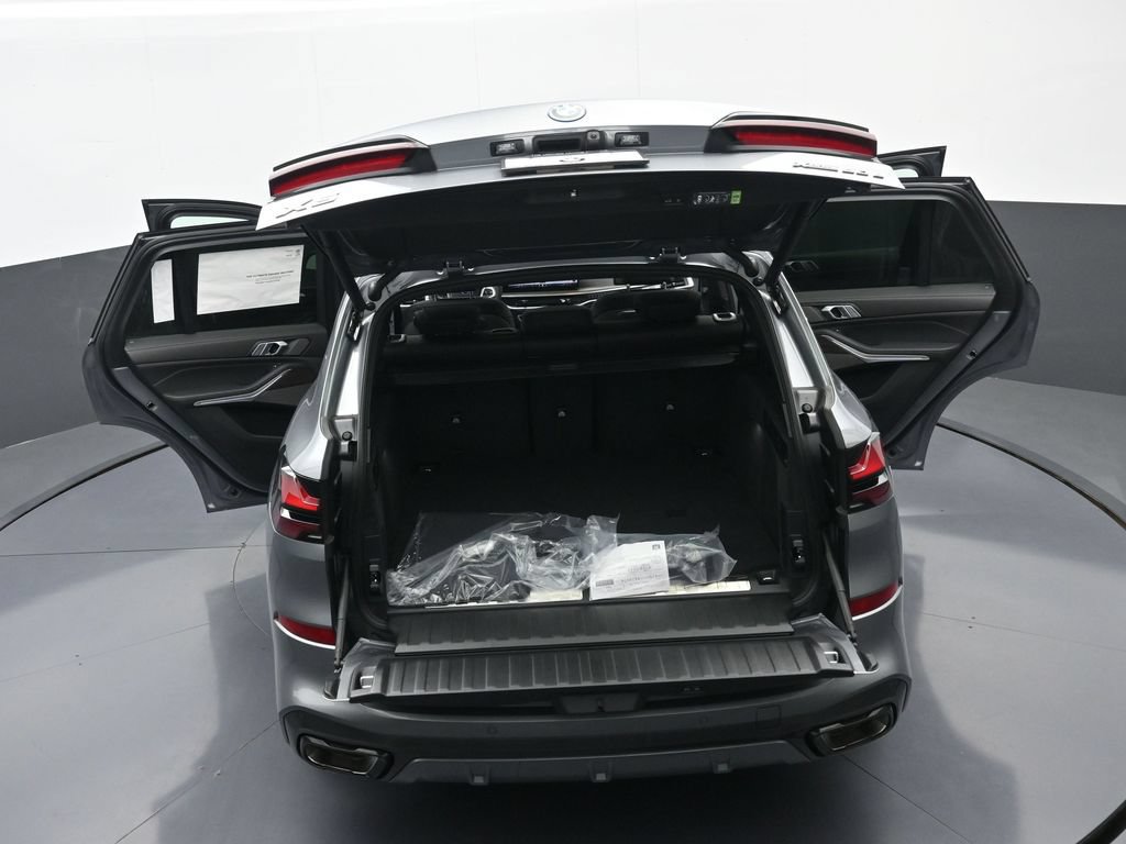 New 2026 BMW X5 xDrive50e w/ M Sport Package AWD/4WD image 43