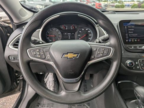 Used 2023 Chevrolet Malibu LT FWD image 10