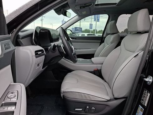 Used 2023 Hyundai Palisade SEL w/ Premium Package AWD/4WD image 13