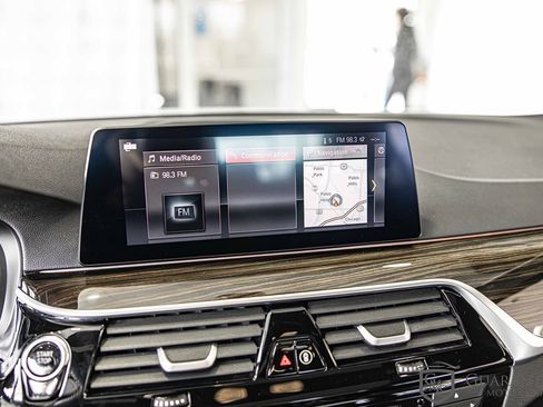 Used 2019 BMW 540i xDrive image 27