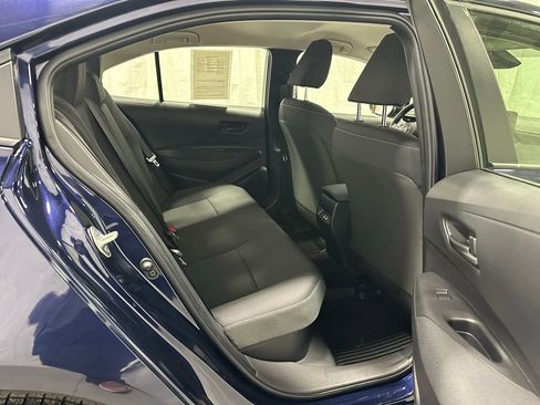 Used 2025 Toyota Corolla LE image 49