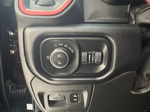 Used 2019 RAM 1500 Rebel w/ Rebel Level 2 Equipment Group AWD/4WD image 29